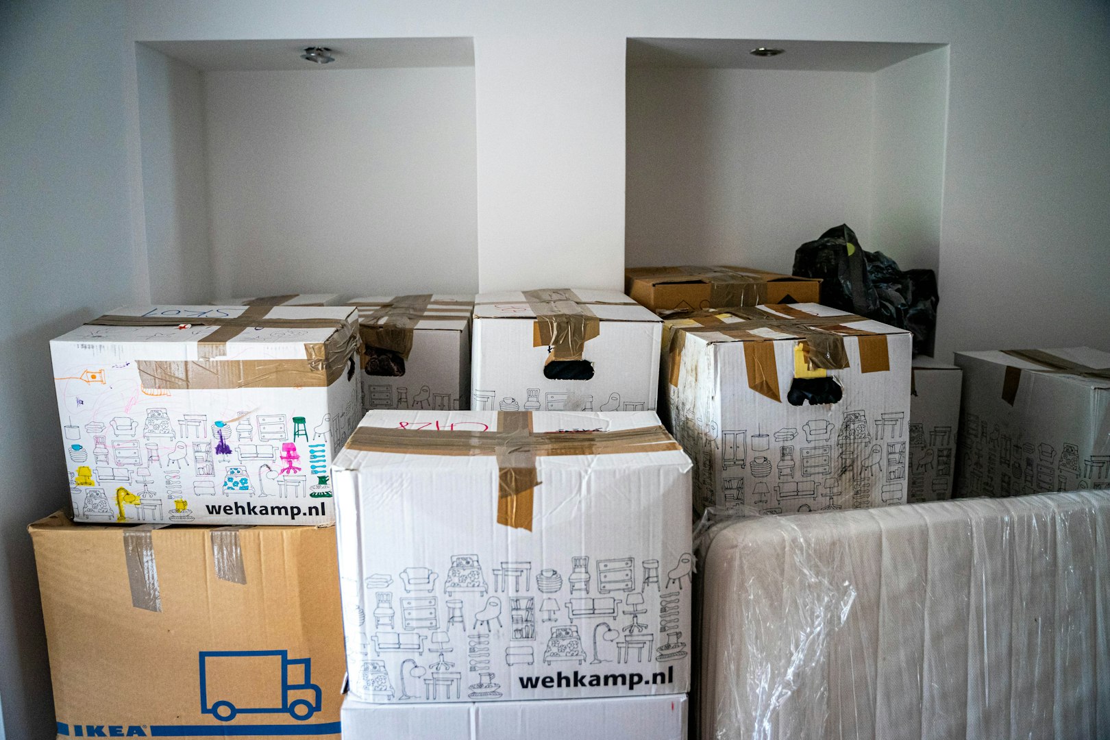 Move-in / Move-out cleaning